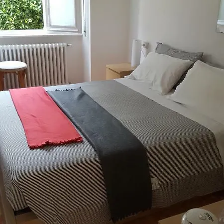 Le Violette Сasa de vacaciones Brunate